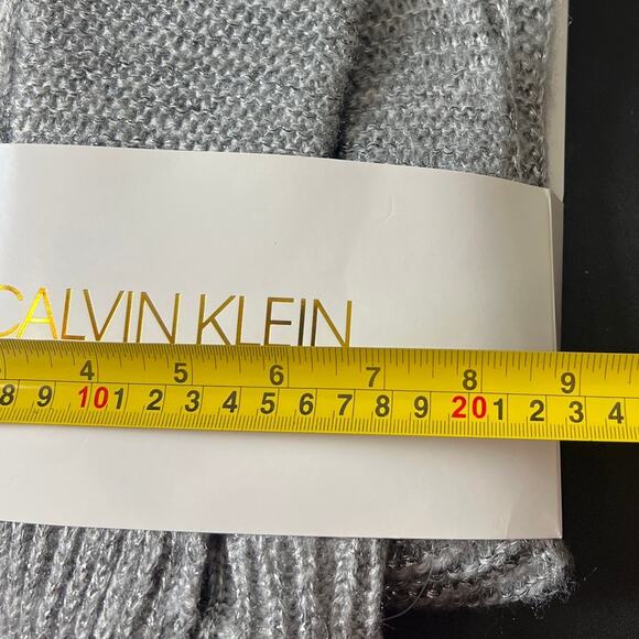 Calvin Klein 3 Piece Set NWT Macy's Hat & Scars Mitten 1 Size - Picture 4 of 4